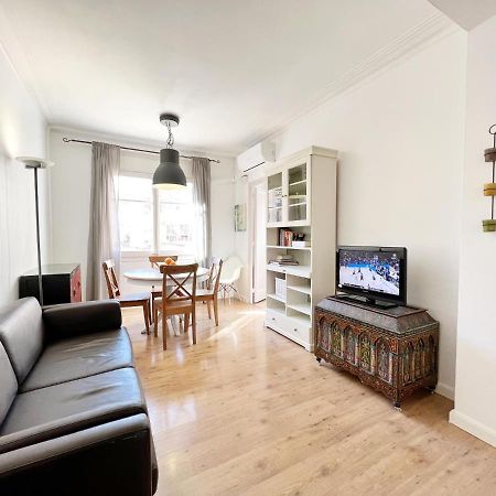 Апартаменты Casa Sagrada Familia Барселона Экстерьер фото